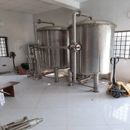 Pet Blow Moulding Machine