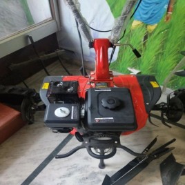 Petrol Power Weeder, 200 kg/hr