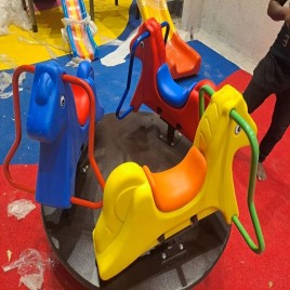 Plastic Playground Equipment VIP Puny Merry Go Round Toddler, Size: 4 Feet