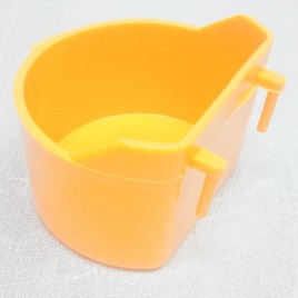 Plastic Yellow Adilaid D Cup Bird Feeder, 1, Capacity: 100 Gms