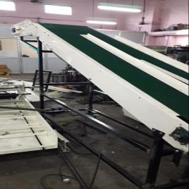 Powered Belt Conveyor, Capacity: 50 Kg/Feet