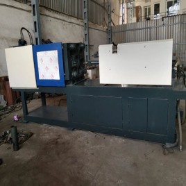 PP Injection moulding machine Plastic Molding Machines, Capacity: 140 Ton