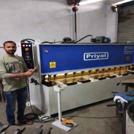 Priyal Ms Hydraulic shearing machine, Shearing Thickness: 4mm