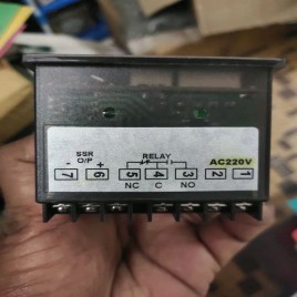 Proportional/On-Off NIKROM TC K81 Temperature Controller