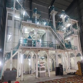 Pulses Cleaning Machine