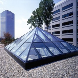 Pyramid Cold Rolled Glass Roof Skylight