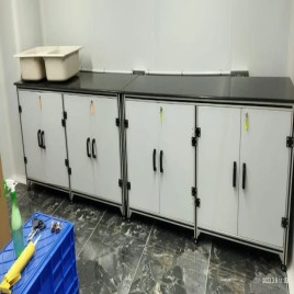Quality Testing Wet Lab Table