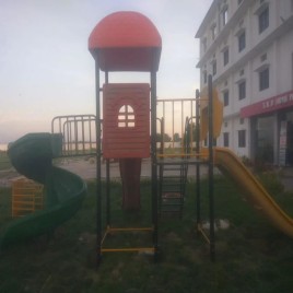 Red Multi Play Station, Size: Standard