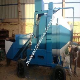 Reversible Mobile Concrete Mixer Machine, Capacity: 12m3/Hr