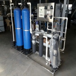 RO 1000 LPH Frp Water Treatment Plant, Pharmaceutical