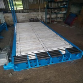 Roller Belt Conveyor