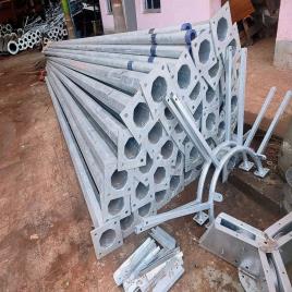 Round Octagonal Galvanized Pole, For Outdoor, 11m