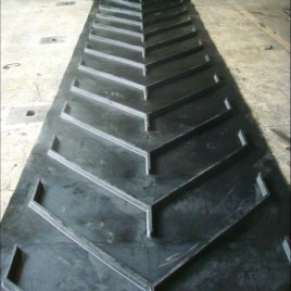 Rubber Bull Horn Cleated Conveyor Belts, Belt Width: 40 - 100 mm, Belt Thickness: 2 - 5 mm