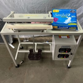 Sanitary Napkin Sealing Machine