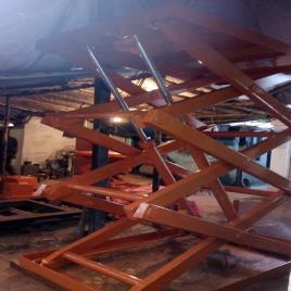 Scissor Lift Table
