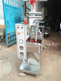 Shampoo/Honey/Ketchup/Sauce /Tooti oil/ lubricants/GreesePouch Packing Machine