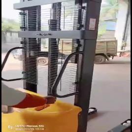 Shubham Engineering Steel Fully Electric Stacker, For Material Handling