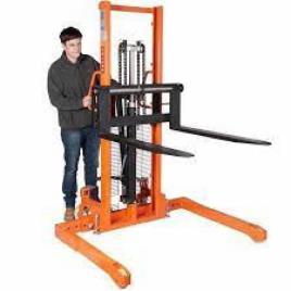 Shubham Engineering Steel Straddle Leg Stacker, for Material Handling