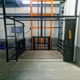 Siddh Krupa Electric Goods Lift, Max Capacity: 3-4 ton, Capacity: 1-2 ton