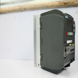 SIEMENS VFD , 6SL3210-5BE22-2UV1, 1.5Kw
