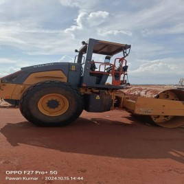 Soil Compactor, 100 Hp