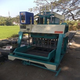 Solid Dust 1060 Concrete Block Making Machine, Automation Grade: Semi-Automatic