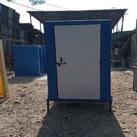 Square Frp Mobile Toilets, No. Of Compartments: Coctum