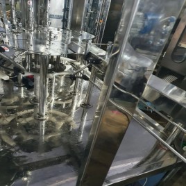 S.s. 90 Bpm Bottle Filling Machine, Power Consumption: 10 HP, Filling Range: 200ml To 2 Liter