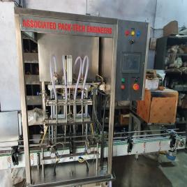 SS Automatic Lubricating Oil Filling Machine