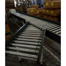 Stainless Steel 2000mm Warehouse Roller Conveyor, Capacity: 100 Kg/Feet