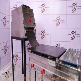 Stainless Steel 304 Semi Automatic Thepla Making Machine, Capacity: 800 Thepla/hour