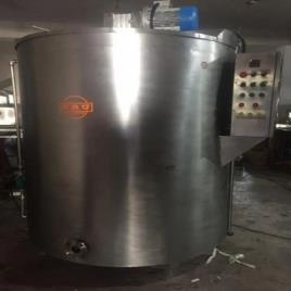 Stainless Steel Chocolate Melting Tank, Capacity: 1000-5000 L, Industrial