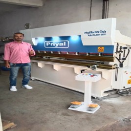 Stainless Steel Hydraoulic press brake machine, Cutting Load: 30-60 ton, Size: 25,40 Mm