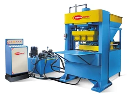 Stainless Steel Hydraulic Interlock Machine for Construction Industry, For Industrial, Capacity: 500 - 1000 Bricks / Hour