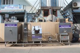 StainleSS Steel SS Ice Cream Plant, Capacity: 100L