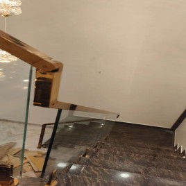 Staircase Glass Railing Fabrication Service