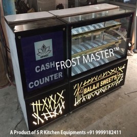 Steel Frost Master Bakery Display Counter, For Restaurant, 10 MM