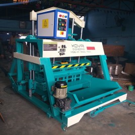 Three Phase 5.5 HP Solid Block Making Machine Pressing Type
