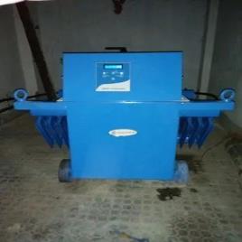 Three Phase Manual OIL Cooled Servo Controlled Voltage Stabilizer, With Surge Protection