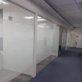 Transparent Office Partition Glass Work