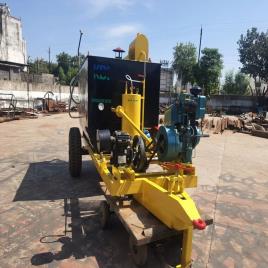 Trolley Mounted Bitumen Sprayer, For Road Construction Work, Capacity: 3 Ton