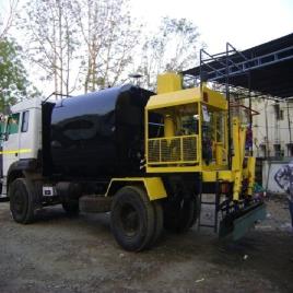 Truck Mounted Bitumen Pressure Distributor, Coustom, Model Name/Number: Kdi 4000