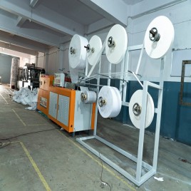 Upto 50 Piece Per Minute Automatic Sanitary Napkin Machine, 800 Kg