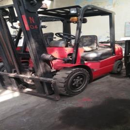 Used Voltas Forklift, For Industrial, Pallet Lifter
