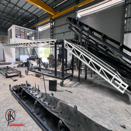 Vertical Conveyors Rubber Truck Load in g And Unload in g Conveyor in Ahmedabad, Capacity: 300 kg per feet