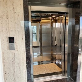 Visionext Elevators 6 Person Passenger Elevator, With Machine Room
