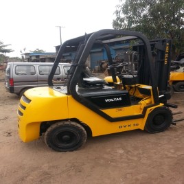 Voltas Dvx 30 2009 Model Forklift