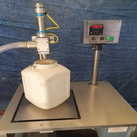 Weighmetric Filling Machine for oil