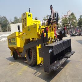Wet Mix Paver Finisher, Automation Grade: Automatic