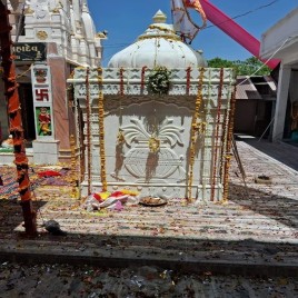 White Marble Outdoor Temple, Design: Antique, Size: 60x120 cm